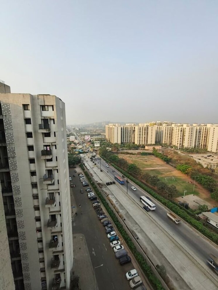 Exterior View, lodha-palava-city 2.5 Bedroom 650 Sq.Ft. Apartment In Dombivli East Thane 9954942
