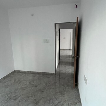 Room in 1 BHK Apartment at Shraddha Panache, Vikhroli East – for Rent