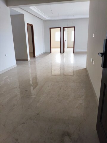 Room in 3 BHK Apartment at Lakdi Ka Pul – for Sale