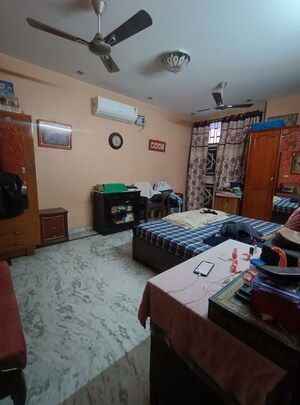 Team Area in 4 BHK Builder Floor at Sector 14 – for Sale