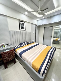 1 BHK Apartment For Sale in Harbour Breeze