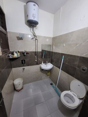 Attached Bathroom in 3 BHK Builder Floor at Pir Machalla – for Rent