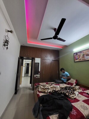 Bedroom in 3 BHK Builder Floor at Pir Machalla – for Rent