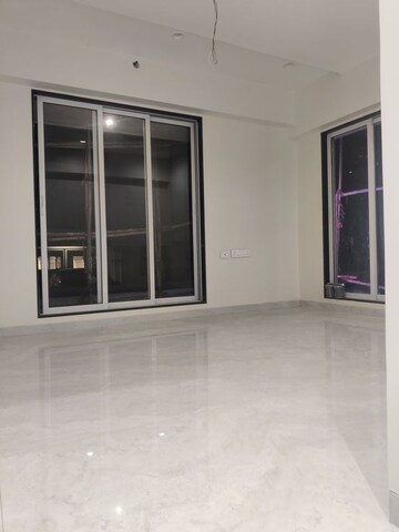 Room in 1.5 BHK Apartment at Citymaker Hasan Ali, Umerkhadi – for Sale