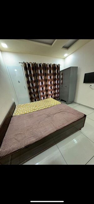 Bedroom in 1 BHK Apartment at Pir Machalla – for Rent