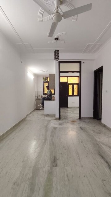 1 BHK Builder Floor For Rent in Saket