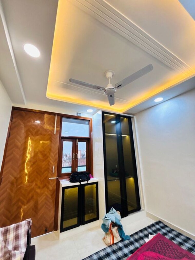 Room, umang-winter-hills-dwarka-mor 2 Bedroom 650 Sq.Ft. Builder Floor In Dwarka Mor Delhi 9955096