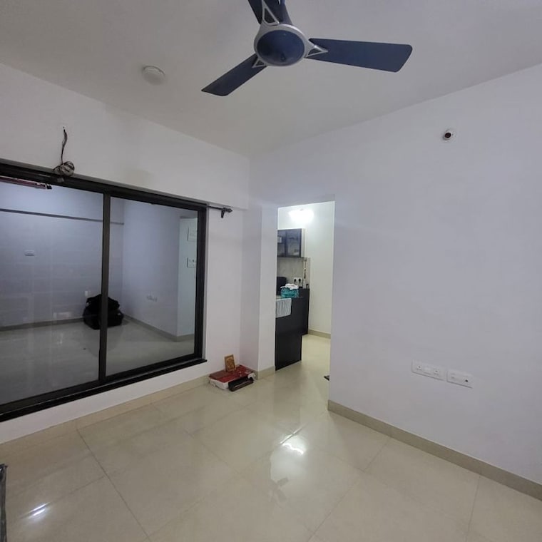 Room, dp-trimbac 1 Bedroom 400 Sq.Ft. Apartment In Bhandup Industrial Area Mumbai 9955107