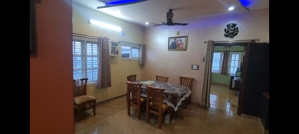 2 BHK + Pooja Room Builder Floor For Rent in Richmond Town