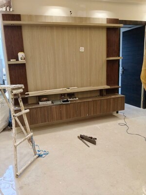 Furnished Amenities in 2 BHK Apartment at Signature Global Prime, Sector 63a – for Rent