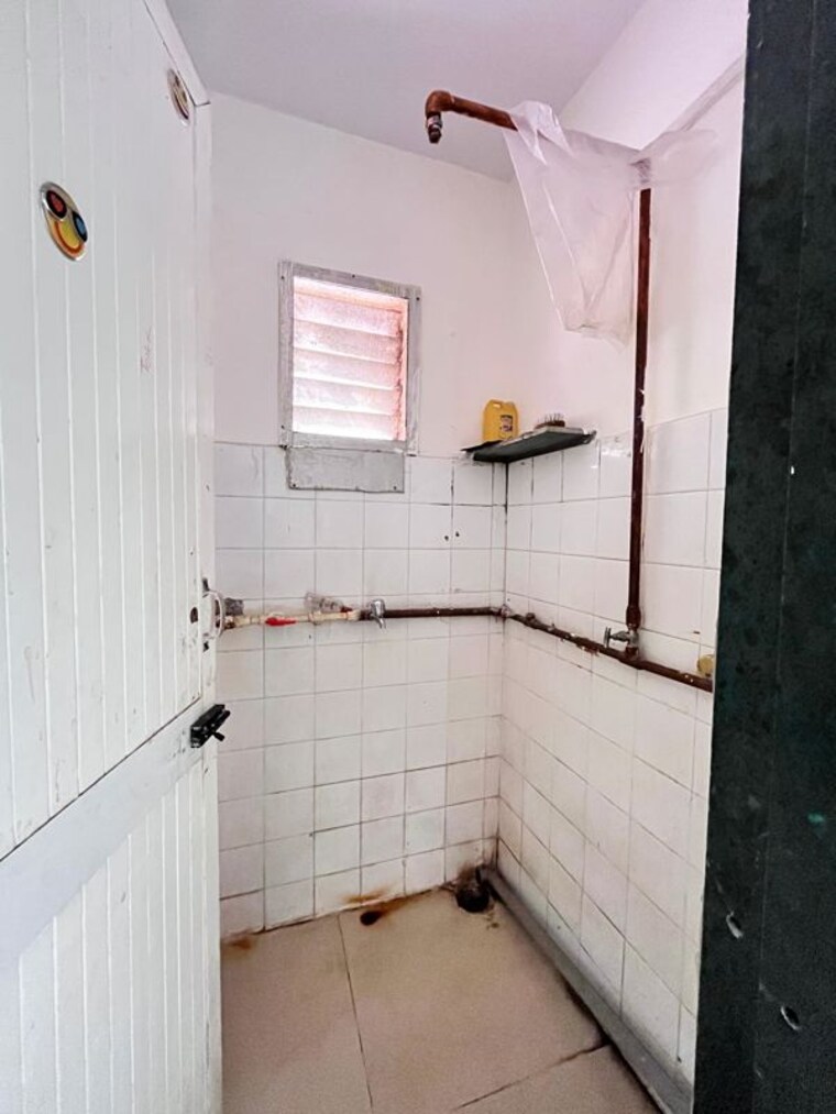 Bathroom, sai-nagar-chs 2 Bedroom 815 Sq.Ft. Apartment In Kalamboli Navi Mumbai 9955137