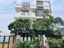 6 BHK + Study Room Independent House For Sale in Sector 19