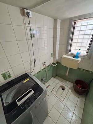 Master Bedroom in 1 BHK Apartment at Rashmi Classic, Nalasopara East – for Rent