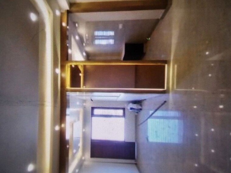 undefined, sector 15 3.5 Bedroom 350 Sq.Yd. Builder Floor In Sector 15 Faridabad 9955196