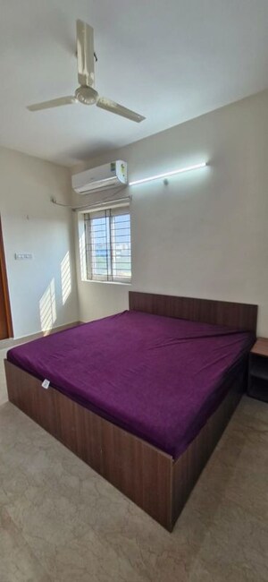 Bedroom in 3 BHK Builder Floor at Kondapur – for Rent