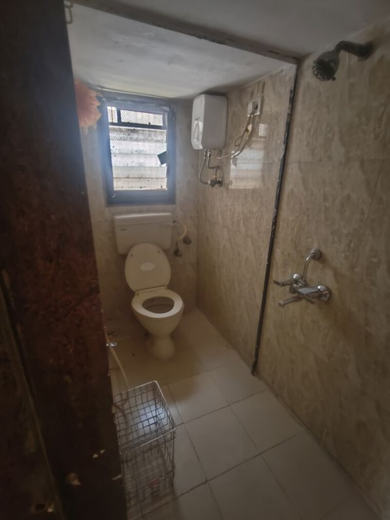 Bathroom, marol 2 Bedroom 700 Sq.Ft. Apartment In Marol Mumbai 9955247
