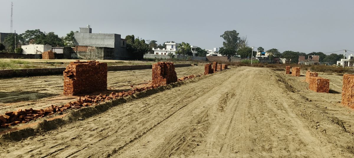 Plot For Sale in Indraprastha City