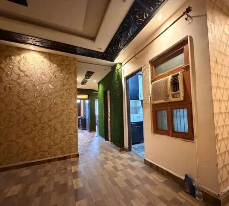  Parking, butler colony 2 Bedroom 1350 Sq.Ft. Apartment In Butler Colony Lucknow 9955273