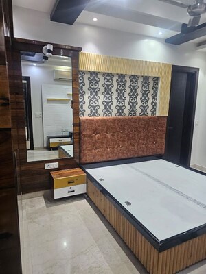 Bedroom in 3 BHK Builder Floor at Surajmal Vihar – for Sale