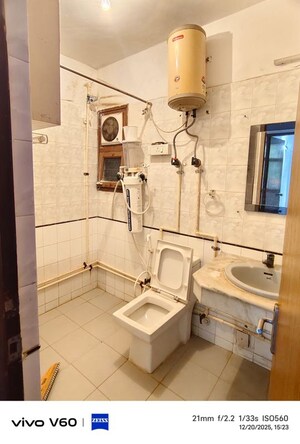 Bathroom in 2 BHK Builder Floor at RWA Apartments Sector 41, Sector 41 – for Rent