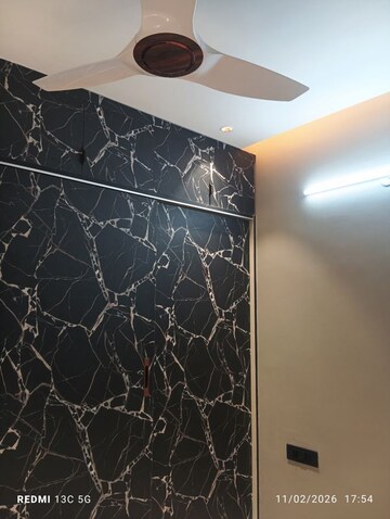 Furnished Amenities in 2 BHK Apartment at Signature Global Prime, Sector 63a – for Rent