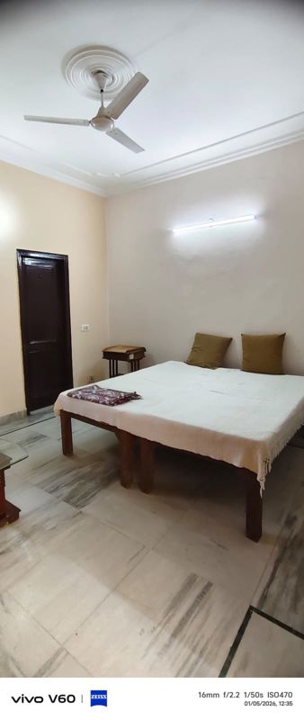 2 BHK Builder Floor For Rent in RWA Apartments Sector 50