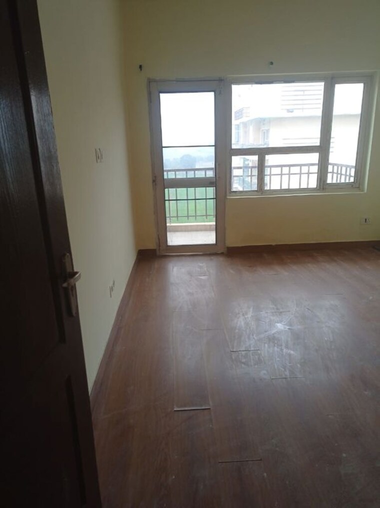 Room, sushma-urban-views 3 Bedroom 1800 Sq.Ft. Apartment In Ghazipur Zirakpur 9955321