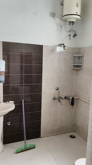 Master Bedroom in 2 BHK Apartment at Monarch Apartments Zirakpur, Vip Road – for Rent