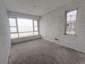 Room in 5 BHK Penthouse at The Wadhwa Palm Beach Residency, Nerul Sector 4 – for Sale