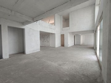 Room in 6 BHK Penthouse at The Wadhwa Palm Beach Residency, Nerul Sector 4 – for Sale