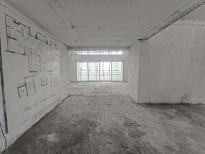 Room in 6 BHK Penthouse at The Wadhwa Palm Beach Residency, Nerul Sector 4 – for Sale