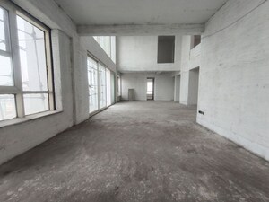 Room in 6 BHK Penthouse at The Wadhwa Palm Beach Residency, Nerul Sector 4 – for Sale