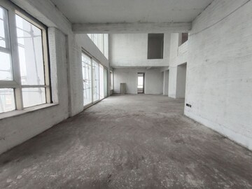 Room in 6 BHK Penthouse at The Wadhwa Palm Beach Residency, Nerul Sector 4 – for Sale