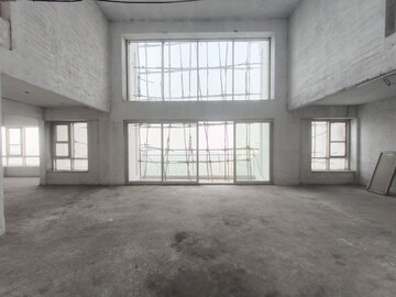 Room in 6 BHK Penthouse at The Wadhwa Palm Beach Residency, Nerul Sector 4 – for Sale