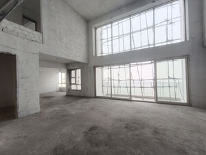 Room in 6 BHK Penthouse at The Wadhwa Palm Beach Residency, Nerul Sector 4 – for Sale