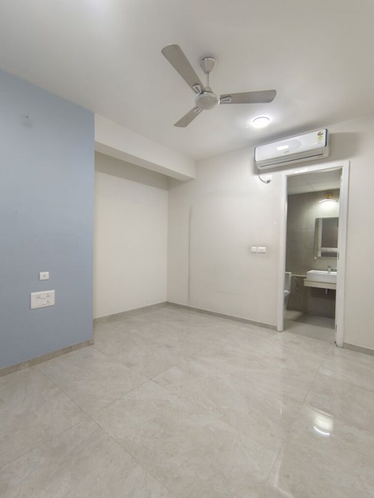 Room, tata-serein 3 Bedroom 996 Sq.Ft. Apartment In Pokhran Road No Two Thane 9955350