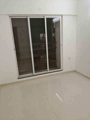 Room in 2 BHK Apartment at Jhamtani Ace Abode, Kiwale – for Rent