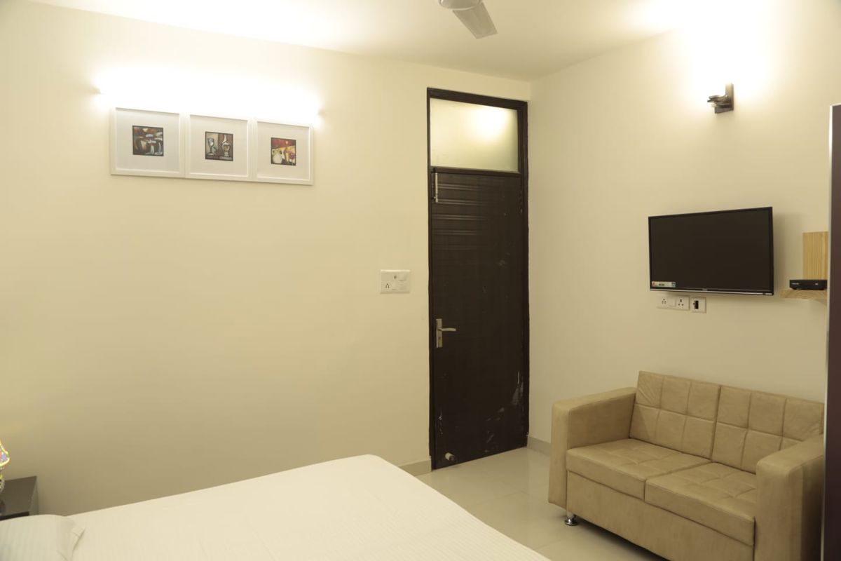 1 RkApartment For Rent in Sector 24
