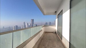 Balcony in 4 BHK Apartment at Lokhandwala Minerva Mahalaxmi, Mahalaxmi – for Rent