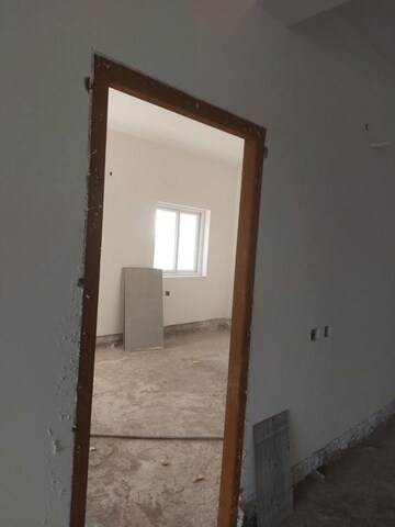 Room in 3 BHK Apartment at Divine Space Osman Nagar, Osman Nagar – for Sale