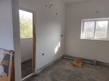 Room in 3 BHK Apartment at Divine Space Osman Nagar, Osman Nagar – for Sale