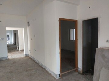 Room in 3 BHK Apartment at Divine Space Osman Nagar, Osman Nagar – for Sale