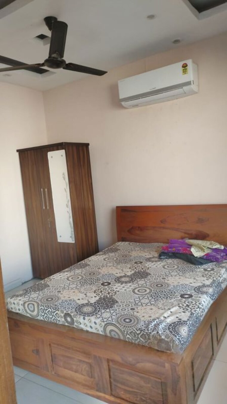 Bedroom, sector 20 3 Bedroom 1600 Sq.Ft. Apartment In Sector 20 Panchkula 9955411