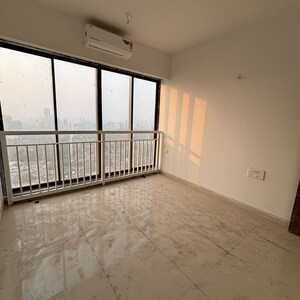 Room in 2 BHK Apartment at Dynamix Divum, Riddhi Gardens – for Rent