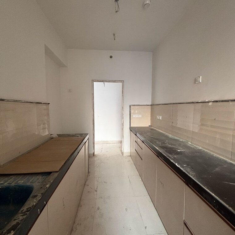 Kitchen, dynamix-divum 2 Bedroom 757 Sq.Ft. Apartment In Riddhi Gardens Mumbai 9955450
