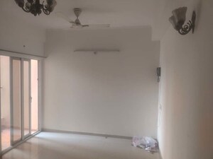 Room in 2 BHK Apartment at Stellar Jeevan, Sector 1 Greater Noida – for Rent