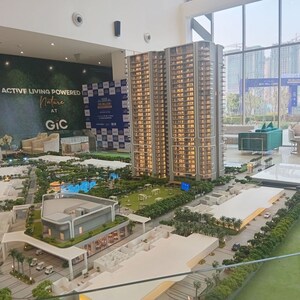 3.5 BHK Apartment For Sale in Smart World 113, Sector 113