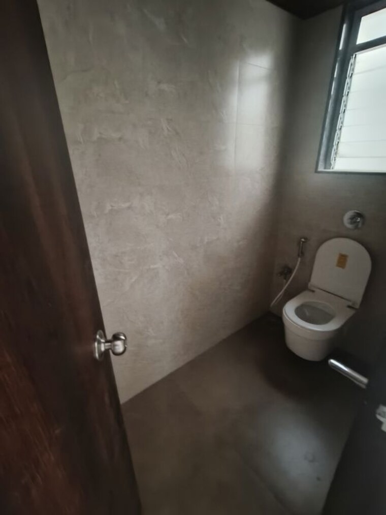 Attached Bathroom, charai 2 Bedroom 580 Sq.Ft. Apartment In Charai Thane 9955508