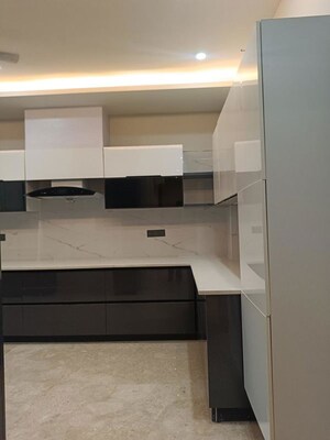 Kitchen in 4 BHK Builder Floor at Unitech South City II, Sector 50 – for Rent