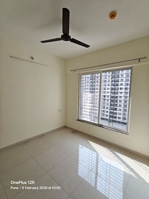 Room in 2 BHK Apartment at Hinjewadi Phase 2 – for Rent